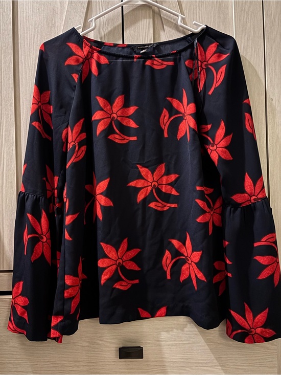 Banana Republic Tops - Banana Republic Navy Floral Bell-Sleeve Blouse with Red Flowers